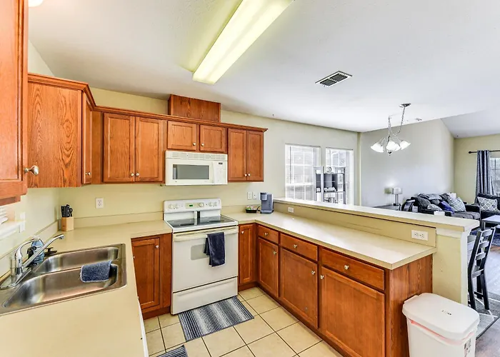 4 Mi To Fsu: Pet-friendly Townhome *