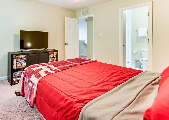 Сasa de vacaciones 4 Mi To Fsu: Pet-friendly Townhome Tallahassee