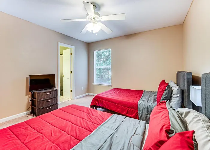 4 Mi To Fsu: Pet-friendly Townhome *